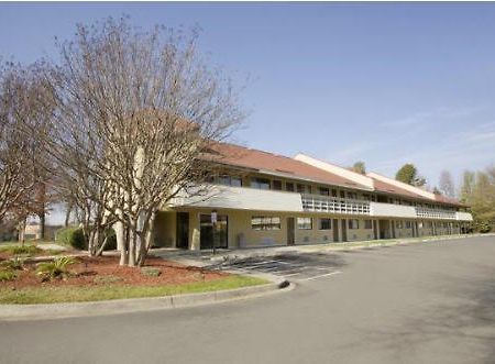 Royal Inn Charlotte Kültér fotó