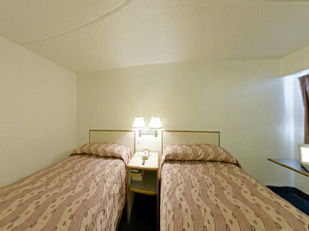Royal Inn Charlotte Kültér fotó