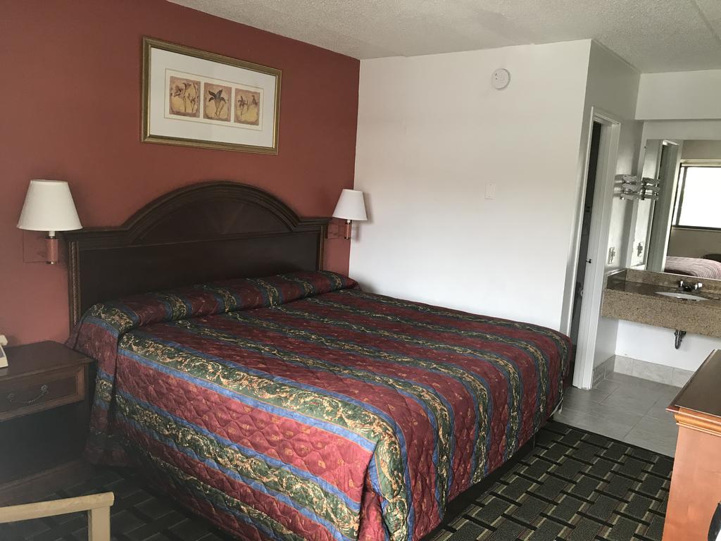 Royal Inn Charlotte Kültér fotó