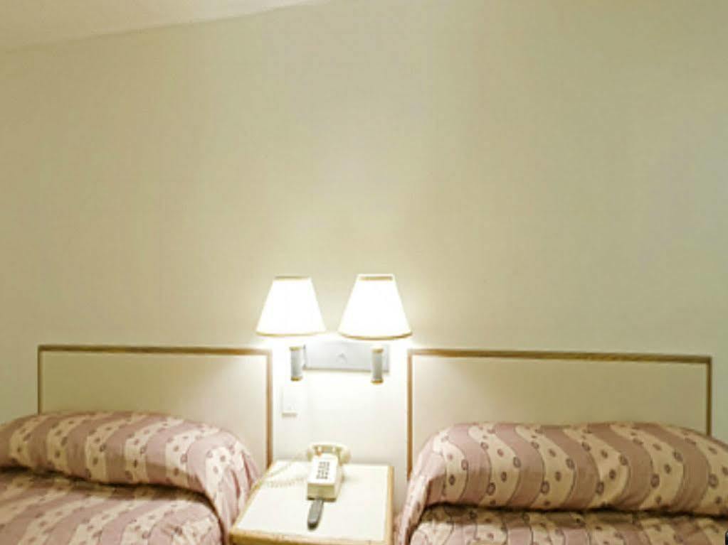 Royal Inn Charlotte Kültér fotó